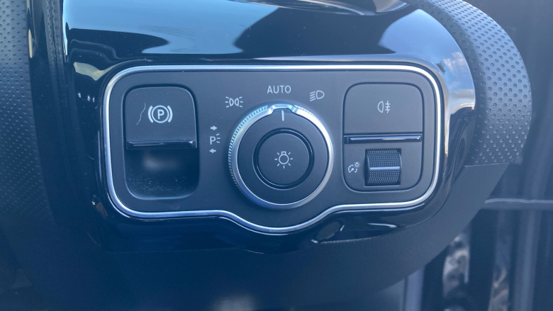 Mercedes-Benz CLA 220d AMG Line Premium Plus 4dr Tip Auto Diesel Saloon